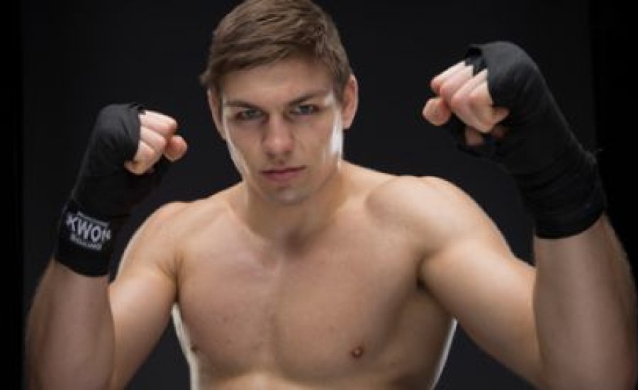 „Előléptetett” a WBA nagyközépsúlyban