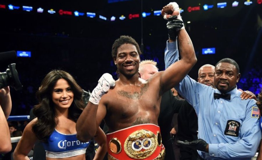 A volt nehézsúlyú világbajnok újabb esélyt akar