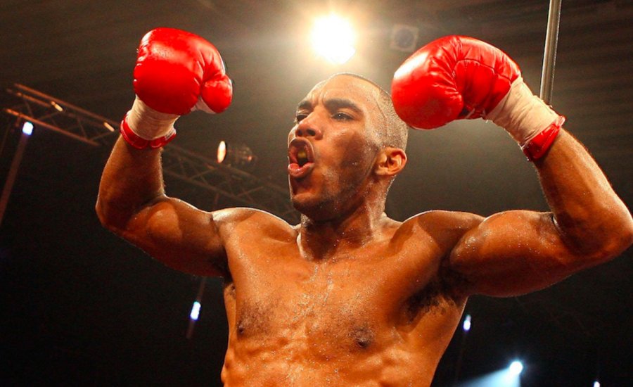 Junior Witter: 2006-ban esélyem lett volna legyőzni Mayweather-t