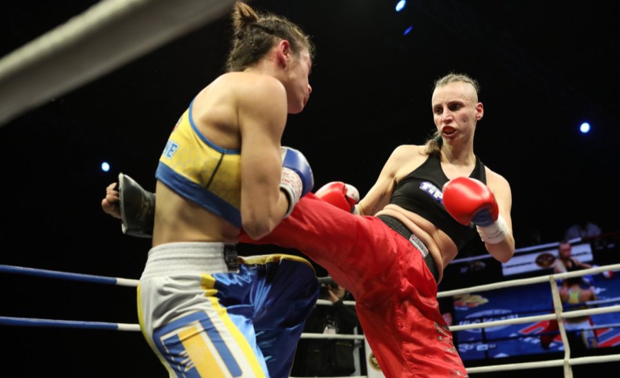 Beteg kislányon segített és a versenyeket várja az exatlonos kick-box világbajnok