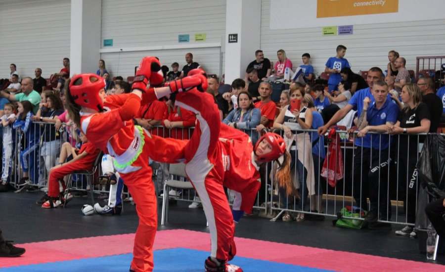 Kick-box utánpótlás MB: éles küzdelmek zajlottak az Eb-részvételért