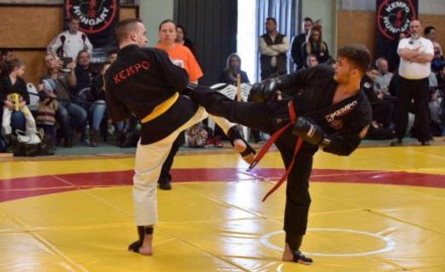 Tucatnyi éremig meg sem álltak a hegyvidéki harcosok