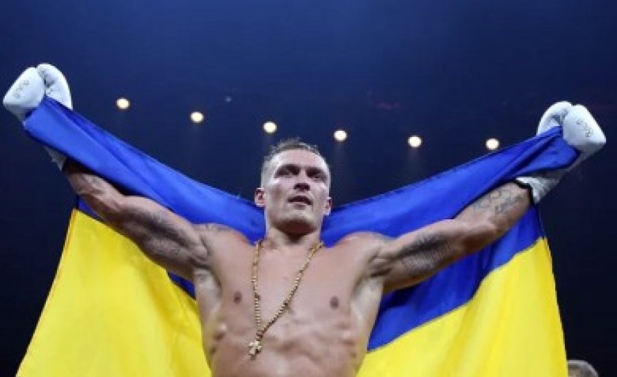 Usyk döntős: legyőzte Briedis-t