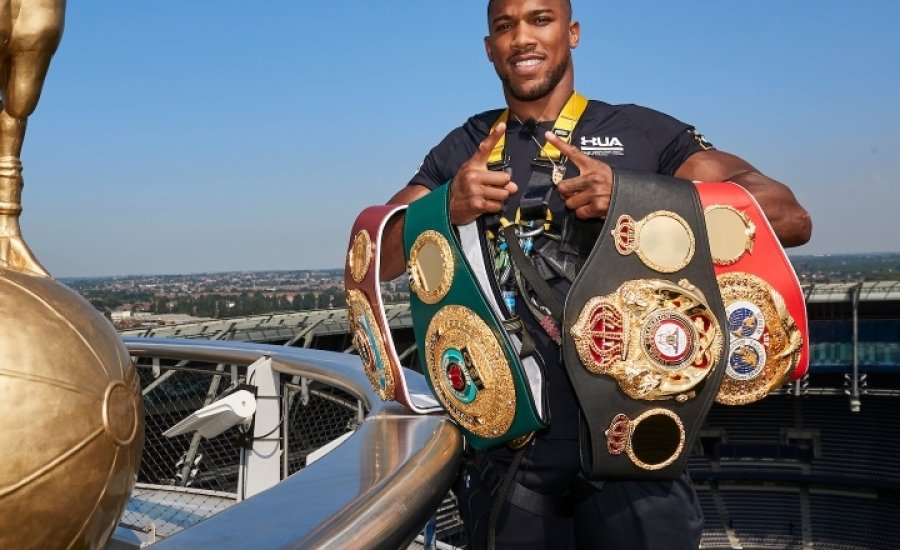 Anthony Joshua: Usyk ugyanolyan jó, mint Tyson Fury