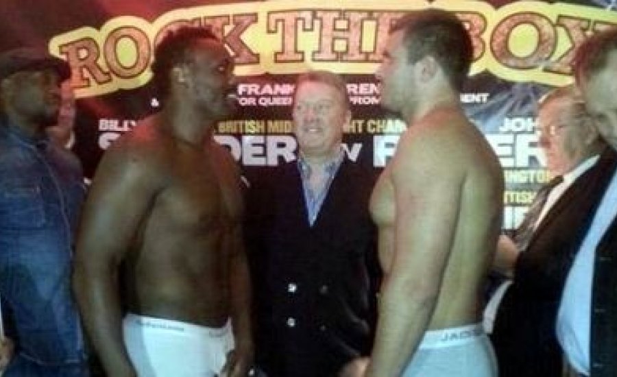 Chisora bombaformában mérlegelt