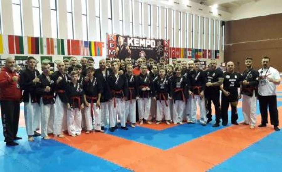 61 éremmel zárt Magyarország