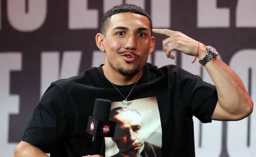 Teofimo Lopez kisváltósúlyban folytatja