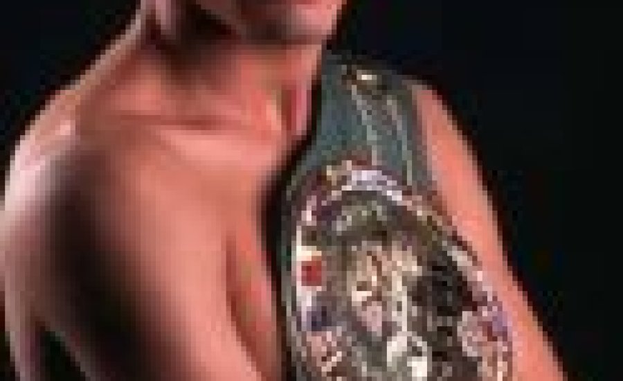 Erik Morales egyelőre csak bokszolni akar