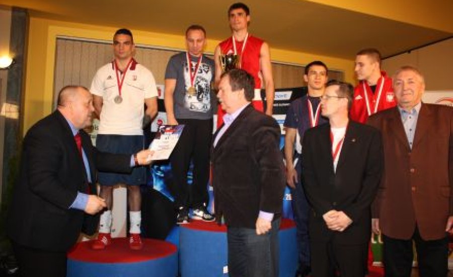 Harcsa Zoltán ezüstérme Varsóból