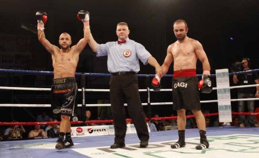 Rácz Félix pert indít