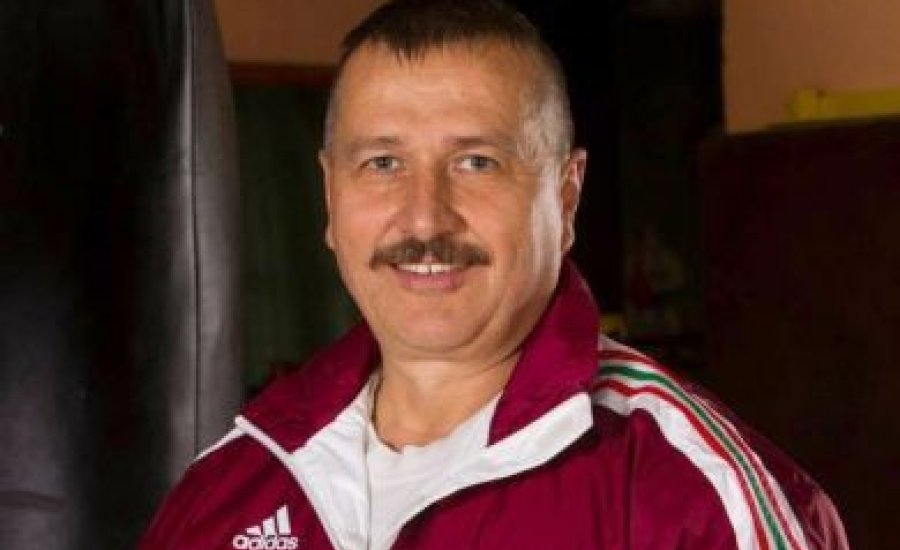 Három újonccal vágnak bele az öklözők