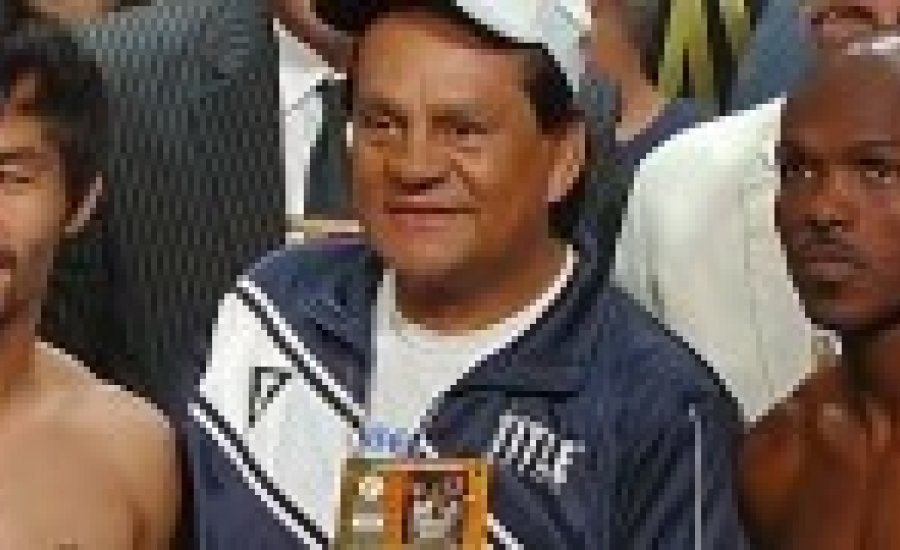 Bradley és Pacquiao mérlegen (video)