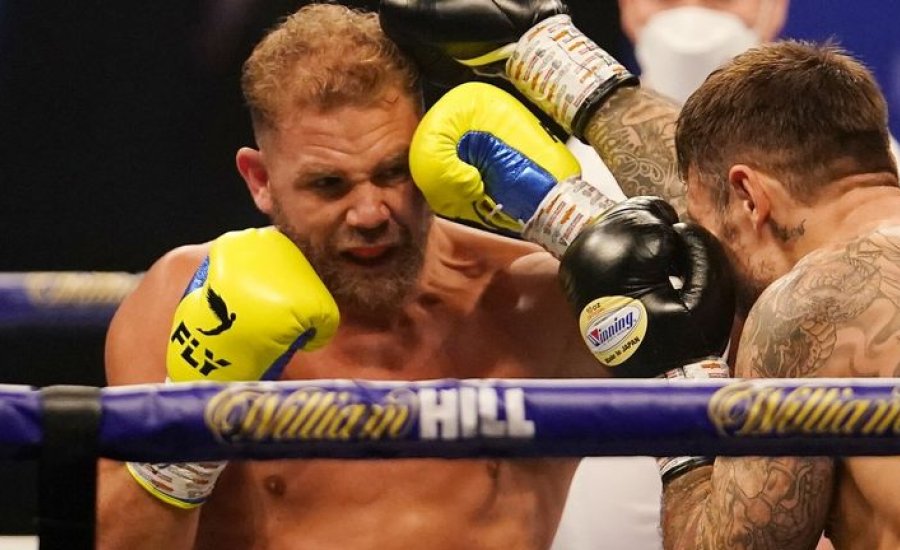 Saunders nagy különbséggel győzte le Murray-t