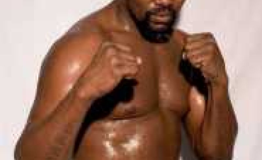 Lesz-e trónfosztás a Klicsko-Gomez meccsen?