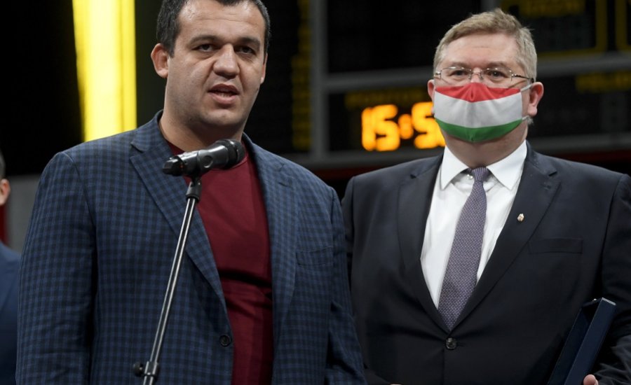 „Legfontosabb feladatom, hogy összefogjam a teljes boksztársadalmat”