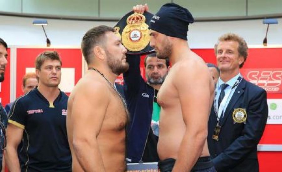 Csagajev és Pianeta mérlegelt