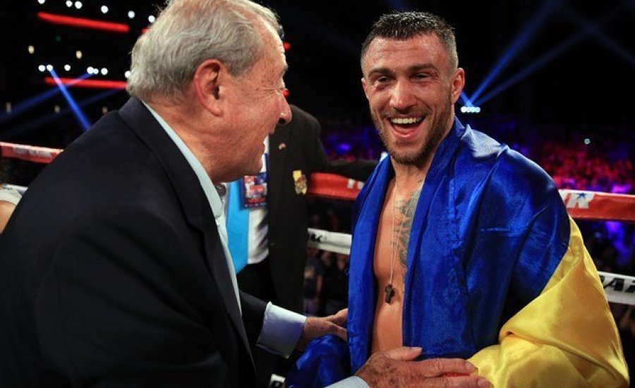 Lomacsenko promótere nem bízik a Brit Szövetségben