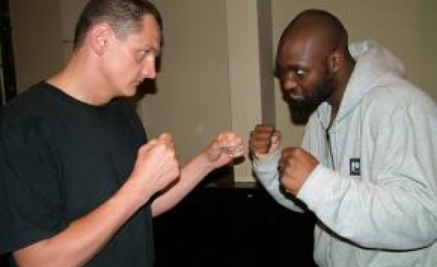 Danny Williams nem áll ki Petrányival