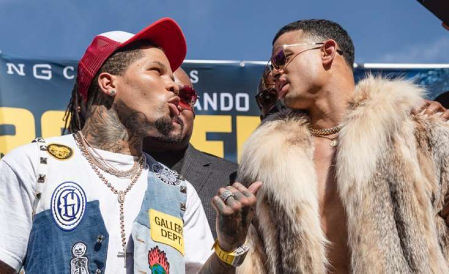 Jó nagy feje van, hogy megüssem