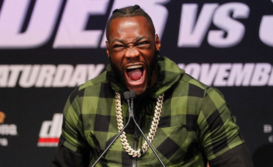 Deontay Wilder „zümmögő legyekhez” hasonlította kihívóit