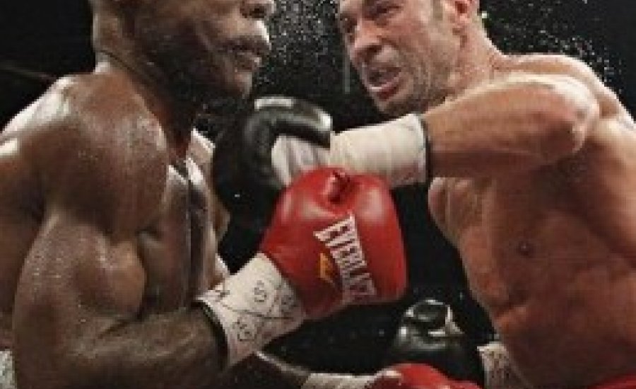 Bute nagy pontkülönbséggel verte Johnsont