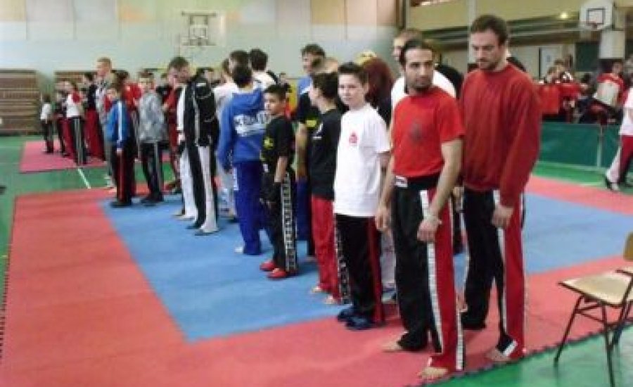 Kick-box Light-contact OB forduló Szigetszentmiklóson