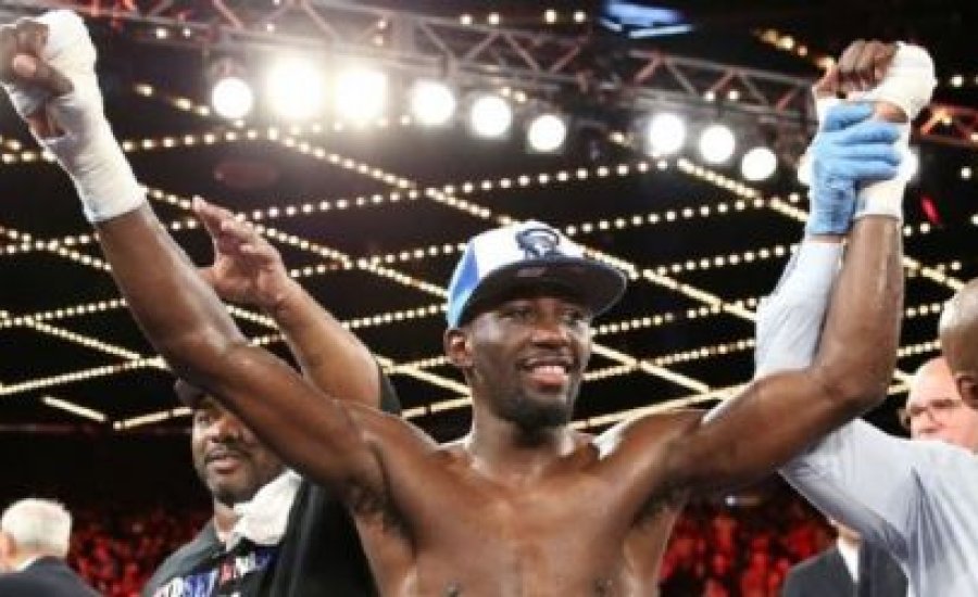 Crawford kiütötte Lundy-t