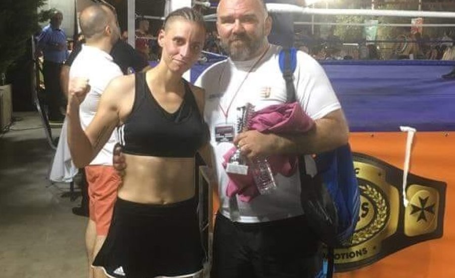 Megnyerte első külföldi bokszmeccsét Rákóczi Renáta