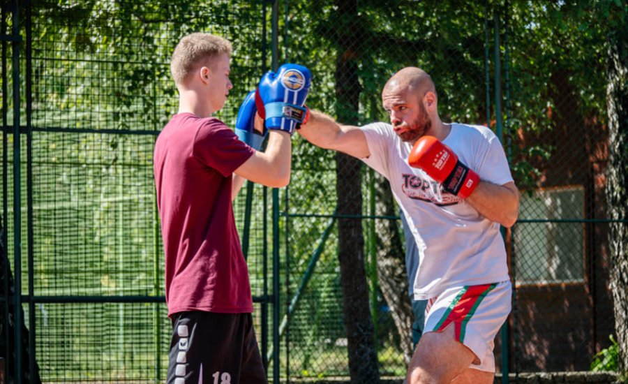 Formagyakorlat arany és veterán sikerek a kick-box vb-n