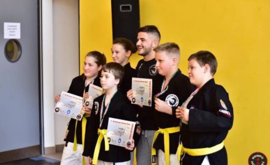 Tizenhat hegyvidéki érem a budakeszi kempo versenyen