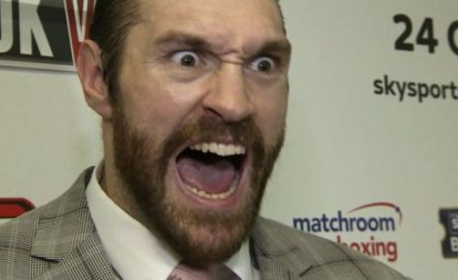 Fury a győzelem után Rod Stewart-tal duettezik