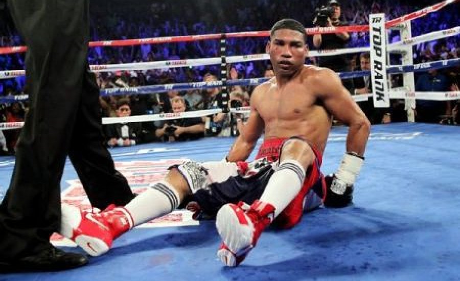 Gamboa segítséget kap