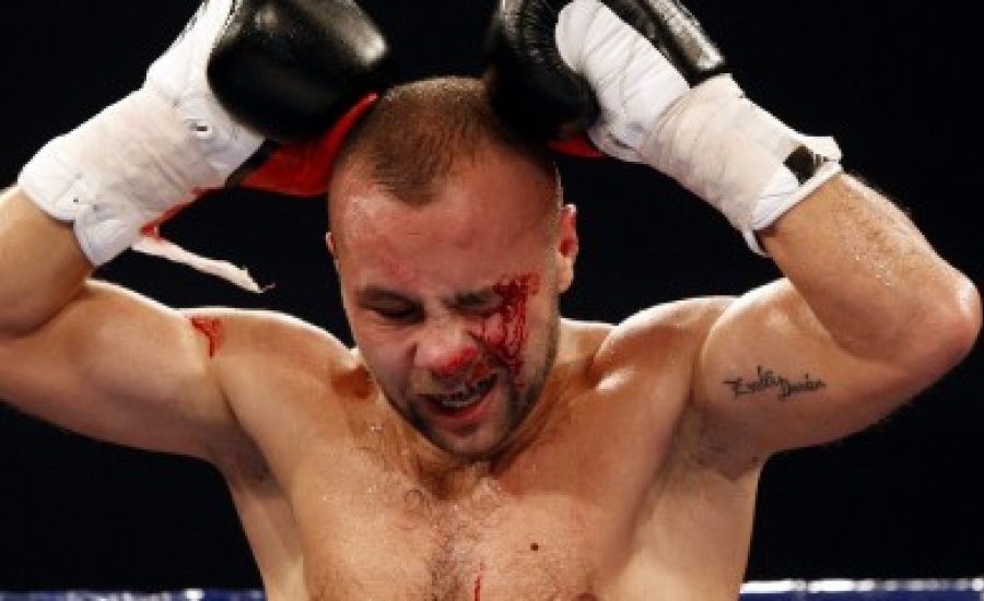 Kórház a város szélén