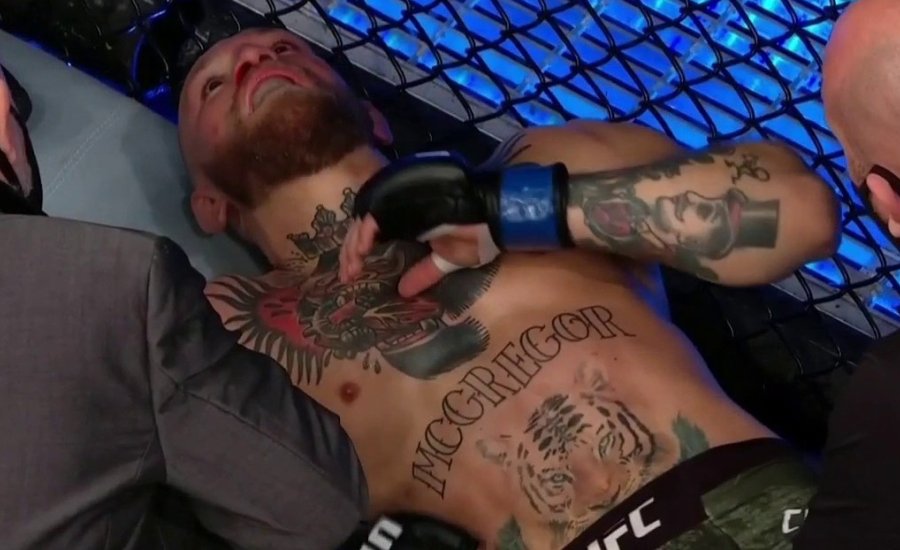 Khabib üzent a kiütött Conor McGregor-nak